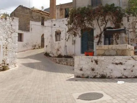 Koutouloufari Cosy Cretan Chaletu Hersonissos (Crete)